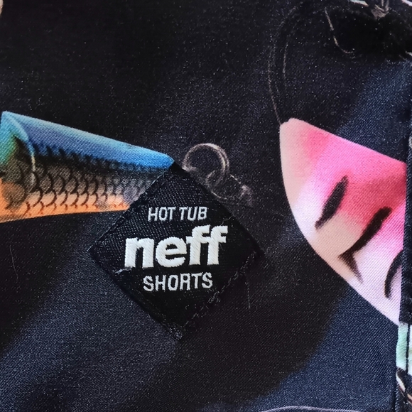 NEFF Fishing Lure Board Shorts Trunks w/ Skull Pocket S - Picture 6 of 10